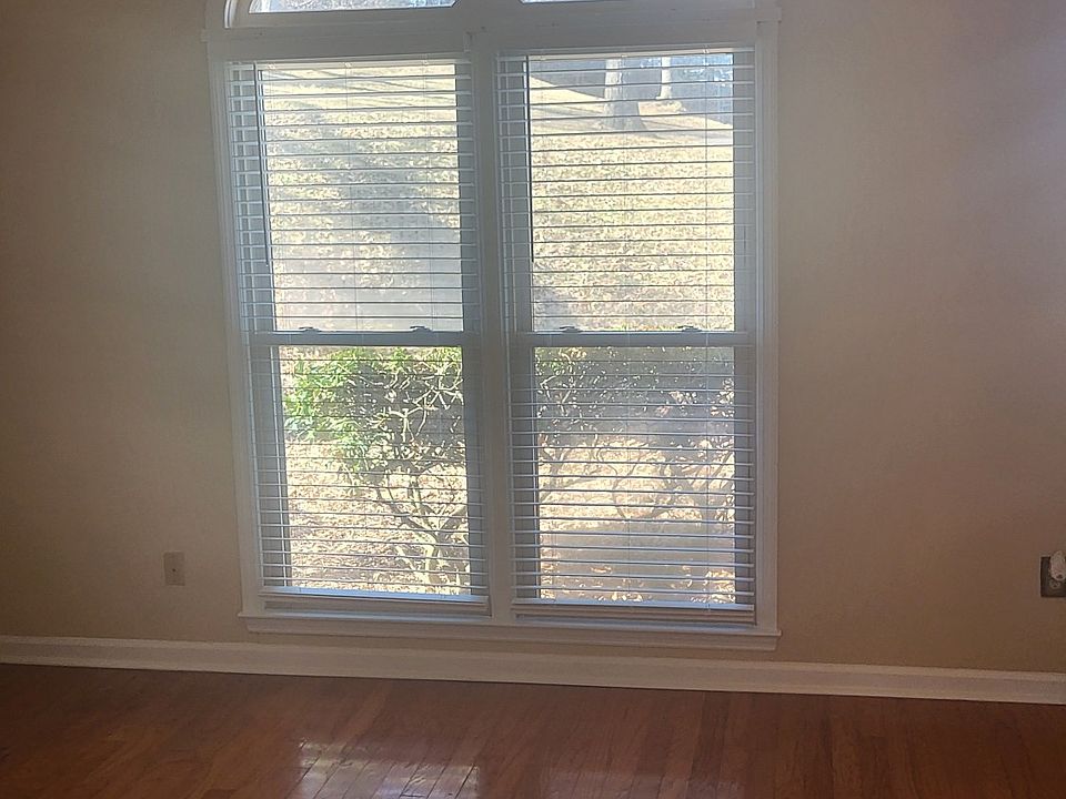 1st image of 6640 Steeplechase Dr NW