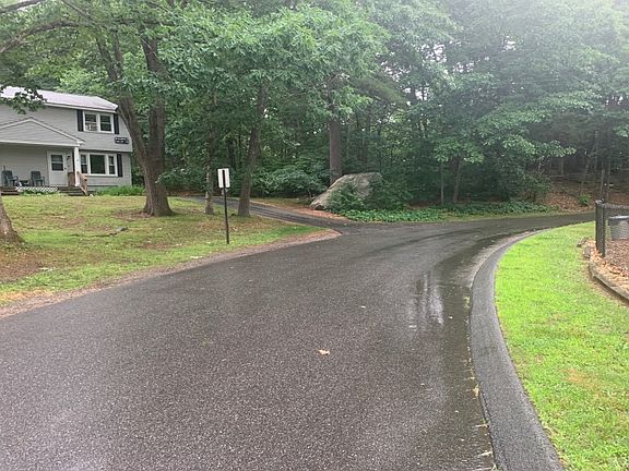 4th image of 130 Sandstone Cir #130