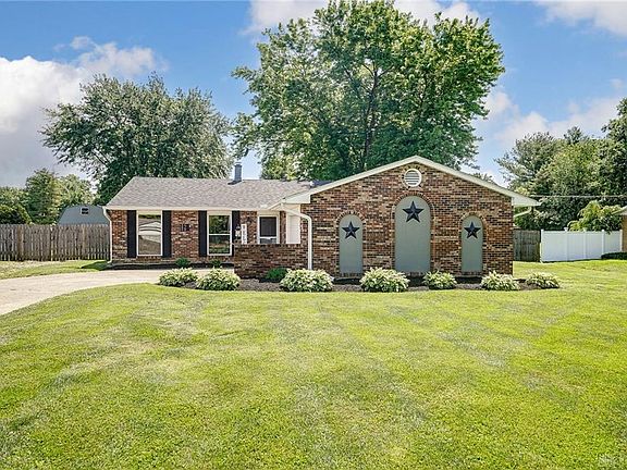 3rd image of 8606 Twincreek Dr