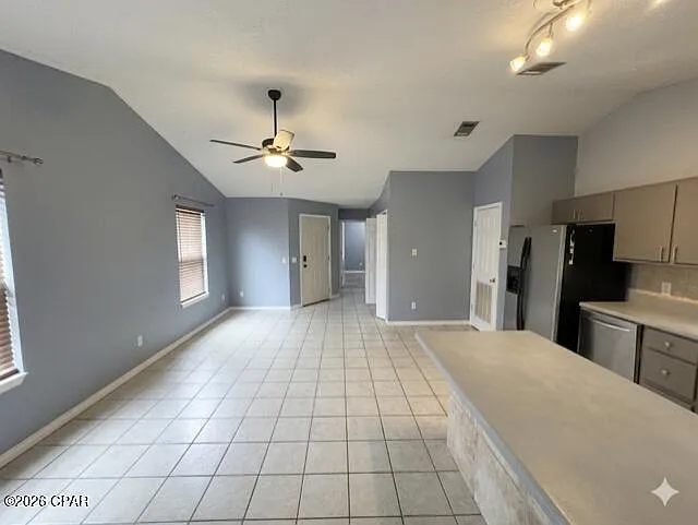 5731 Pinetree Ave — Photo 3