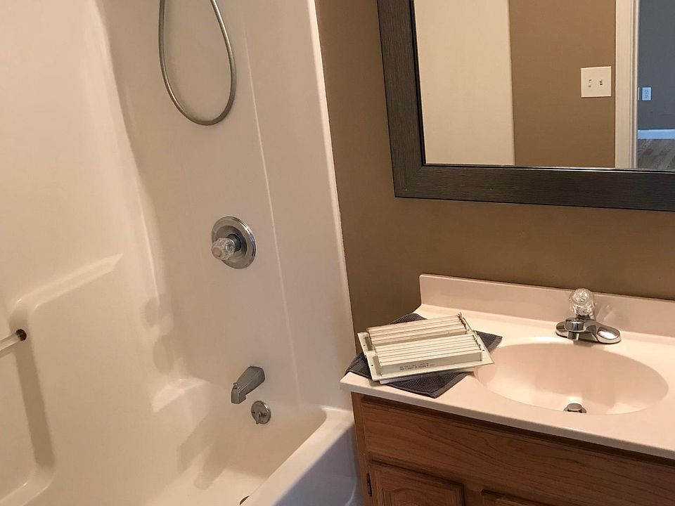 1st image of 752 Graftons Mill Ln