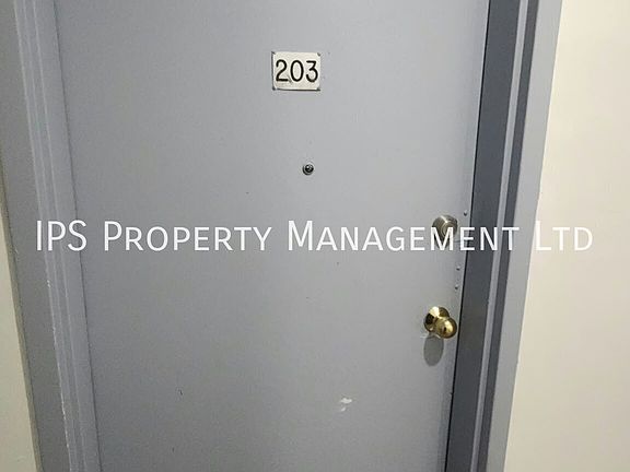 3rd image of 317 Front St #3