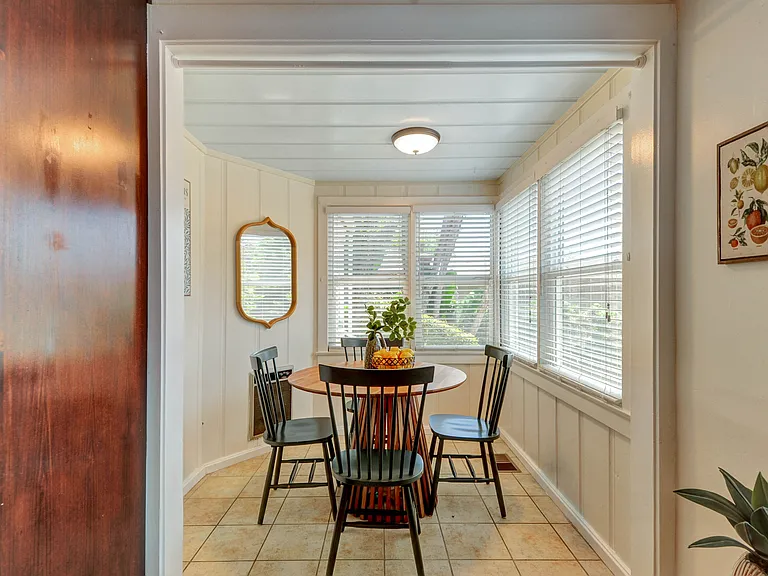 703 Manzanita Ave — Photo 14