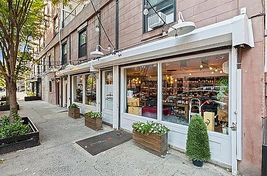 3rd image of 420 Lenox Ave APT 2