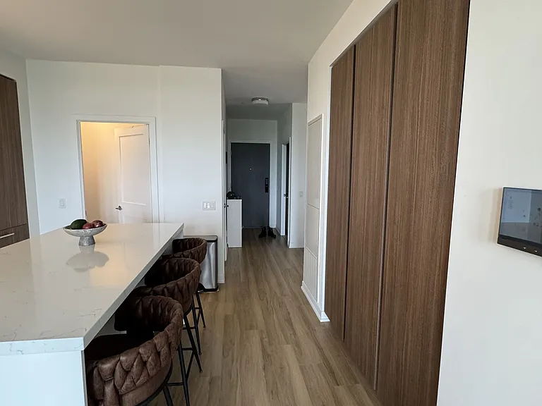 1 Hillsdale Ave E #609 — Photo 20