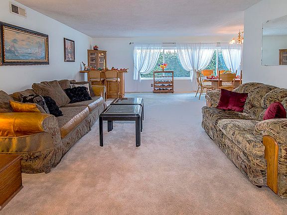 4th image of 2246 Parker Ct
