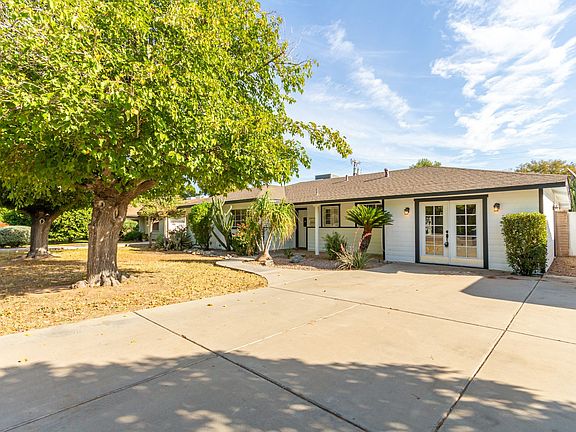 3rd image of 2035 S El Camino Dr