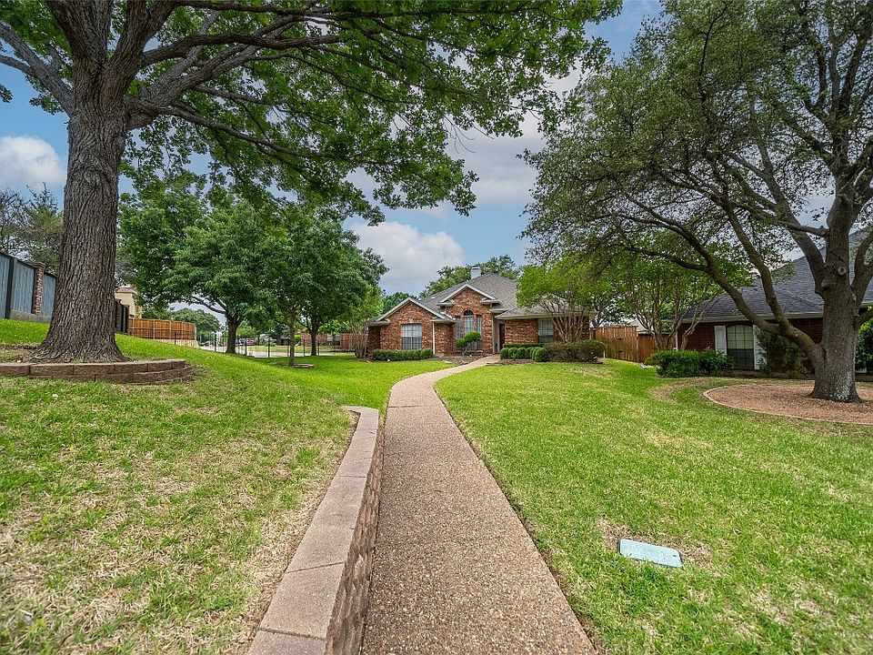 1st image of 1300 Black Oak Dr