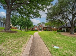 1300 Black Oak Dr, Carrollton, TX 75007