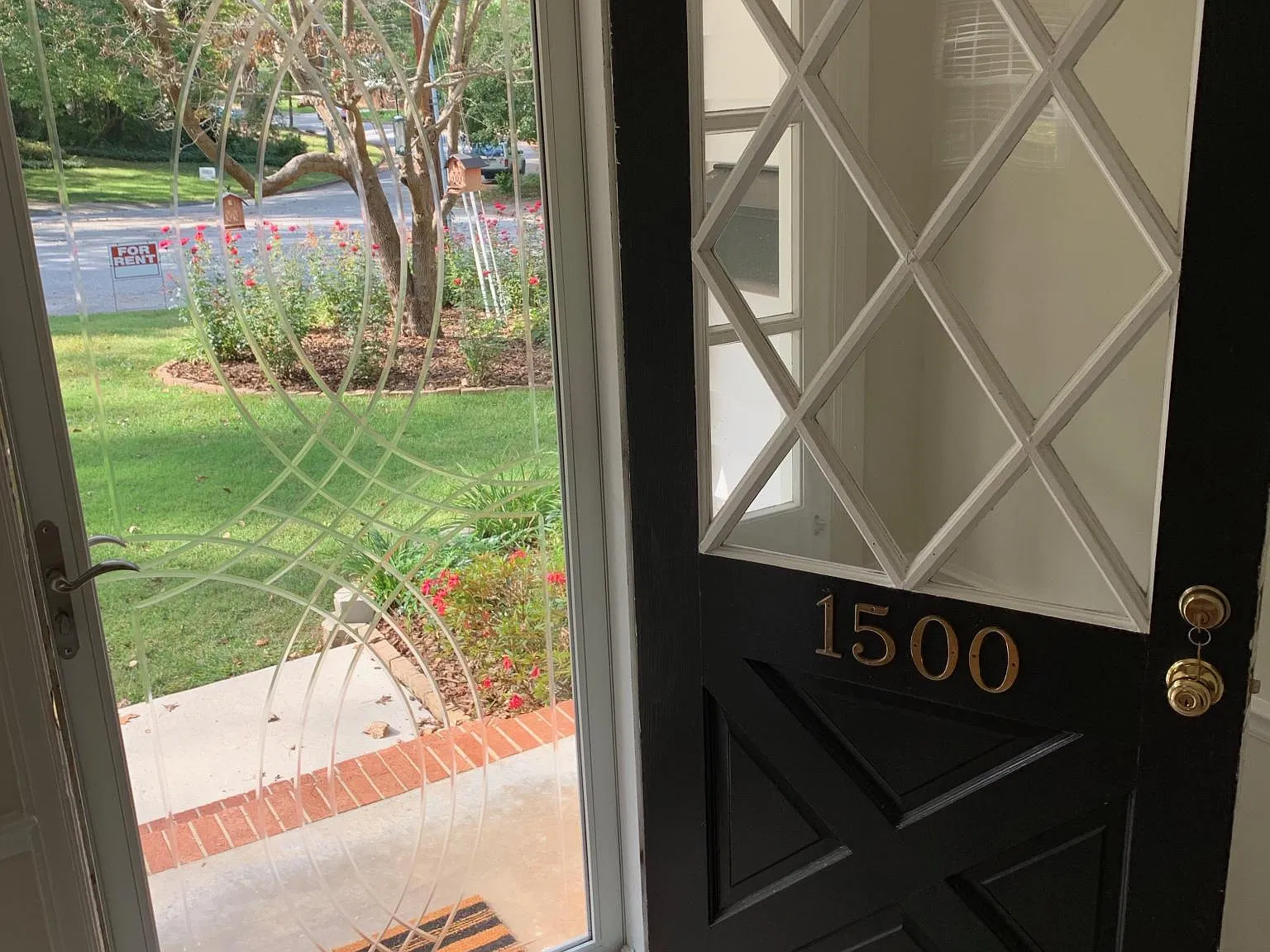 3 bed, 1500 sqft, $2,000 — Photo 4