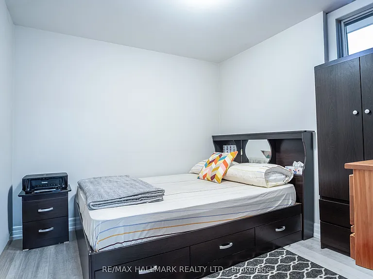 35 Roberta Dr #2 — Photo 5