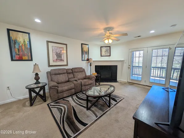 3012 Clevan Way Unit 102, Louisville, KY 40220