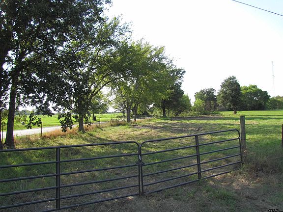 3rd image of Vz County Road 1910