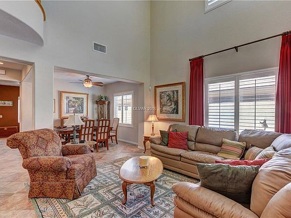 3rd image of 6829 Rolling Oaks Ct