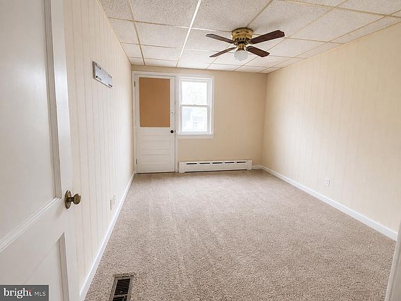 4th image of 6433 Guyer Ave
