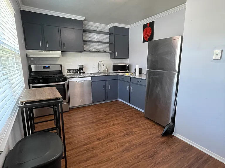 2429 Lawrenceville Hwy #8 — Photo 2