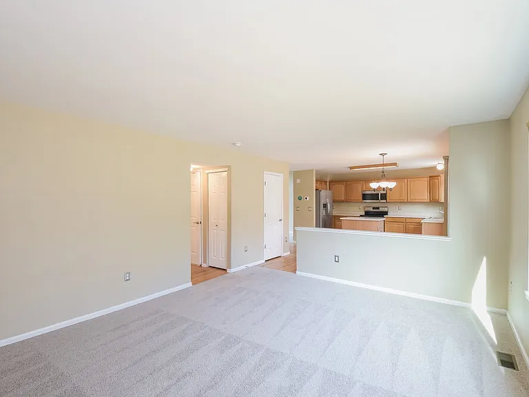 5544 S Wenatchee St — Photo 6