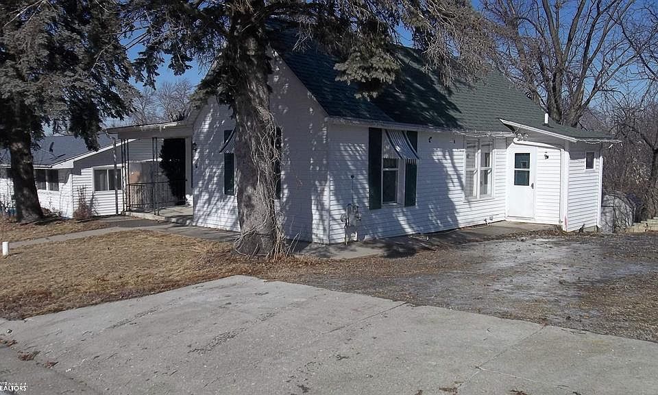 206 E Pine St, Marshalltown, IA 50158 MLS 6305897 Zillow