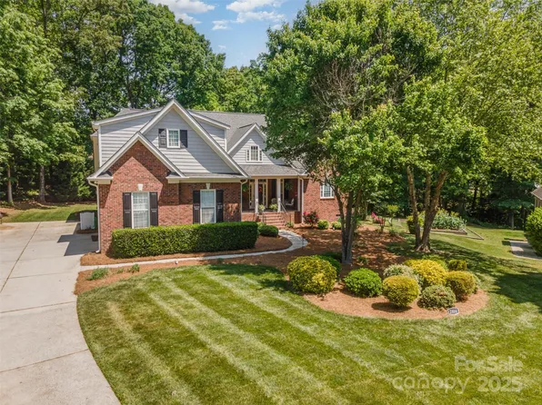 2804 Pulaski Dr, Monroe, NC 28110