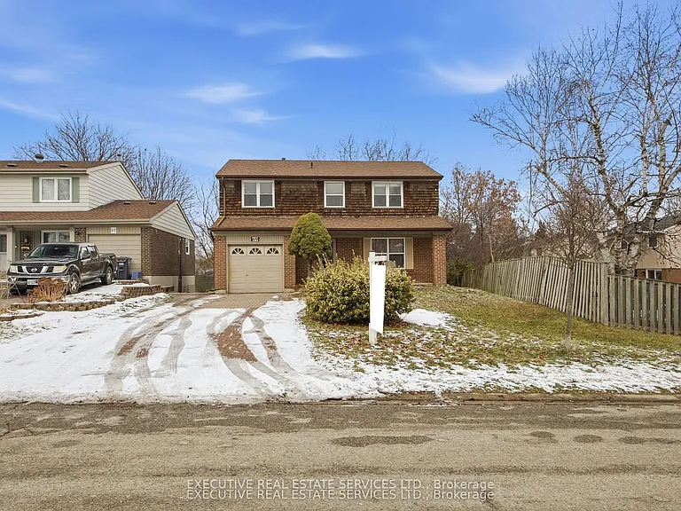 69 Lorraine Cres — Photo 1