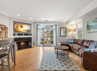2869 W Palmer St APT 3, Chicago, IL 60647