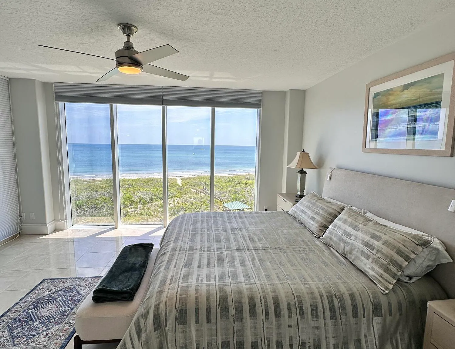 3 bed, 2.5 bath, 2143 sqft, $5,000 — Photo 2