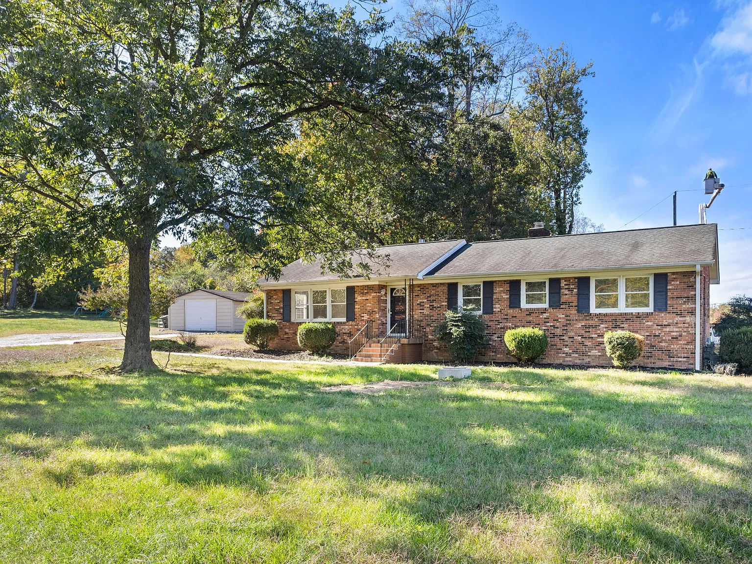 3 bed, 1465 sqft, $1,850 — Photo 1