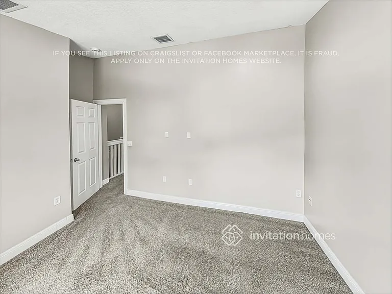 4942 SW 66th Ter — Photo 12