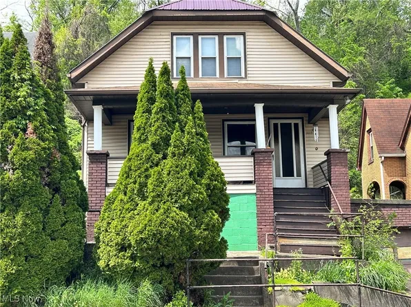 3115 Elm St, Weirton, WV 26062
