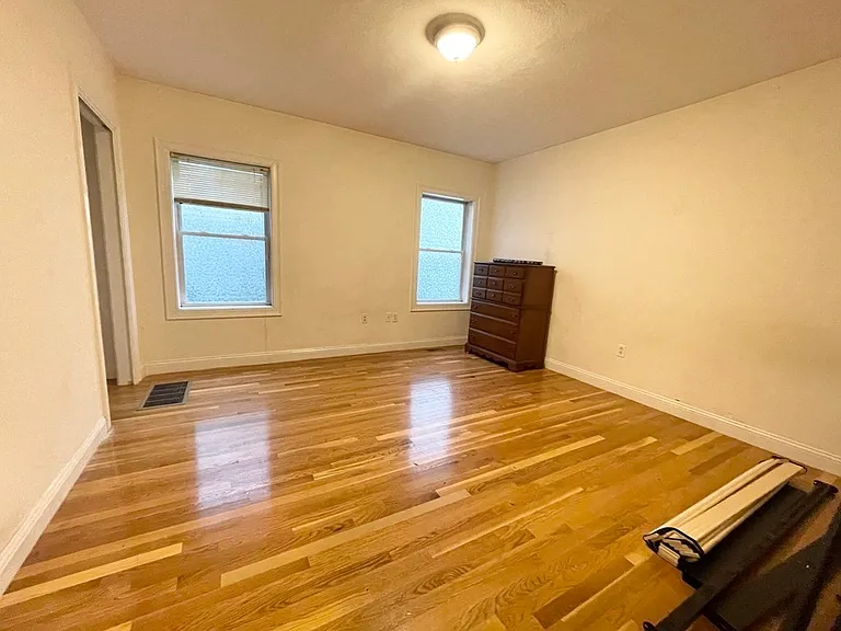 128 Hillside St #1A — Photo 8