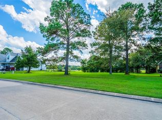 10859 Bourbon St, Willis, TX 77318