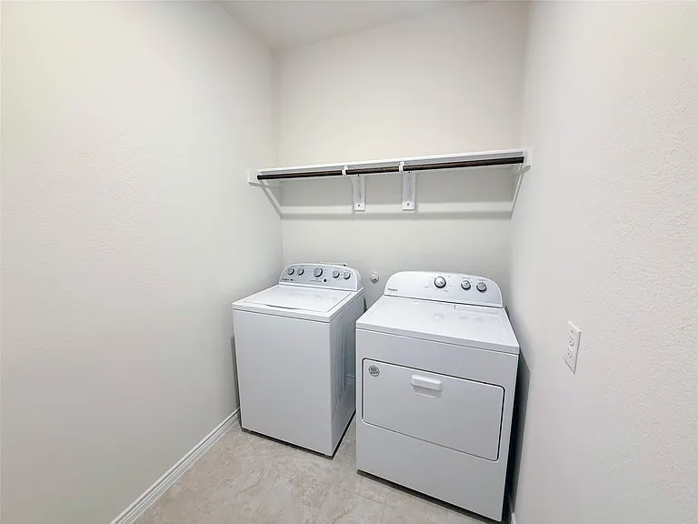 6233 Lassen Ct — Photo 34