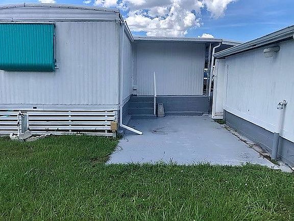 5th image of 2612 Pond Dr