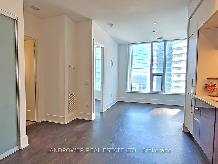 10 York St #3802 — Photo 9