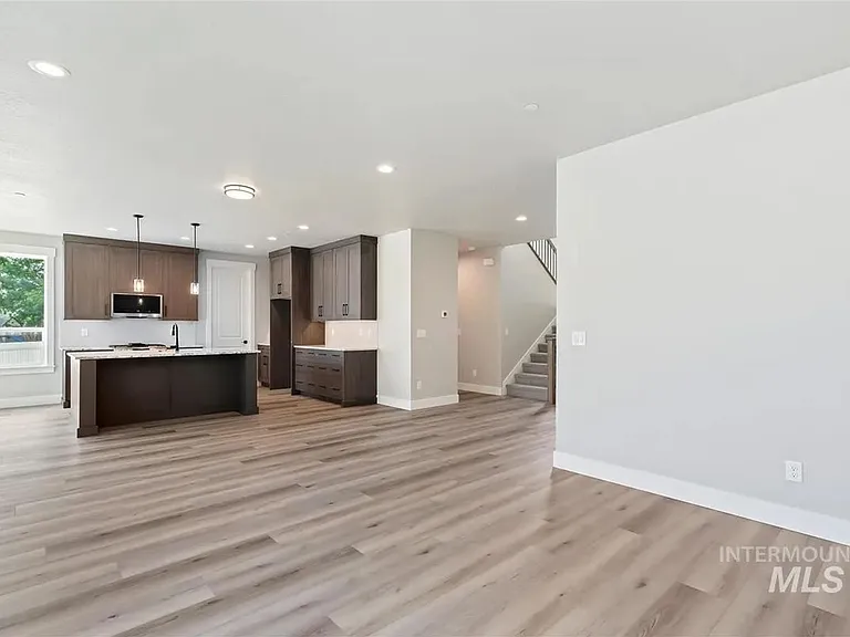 578 Hidden Mill Ct — Photo 5