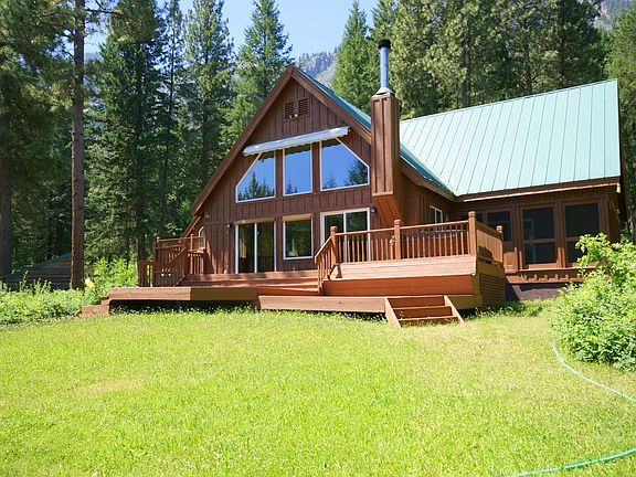 2nd image of 32 Fawn Meadow Ln