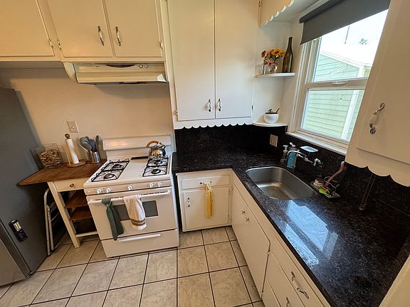 Cozy Kitchen