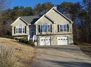 6255 Countryland Dr, Dawsonville, GA 30534