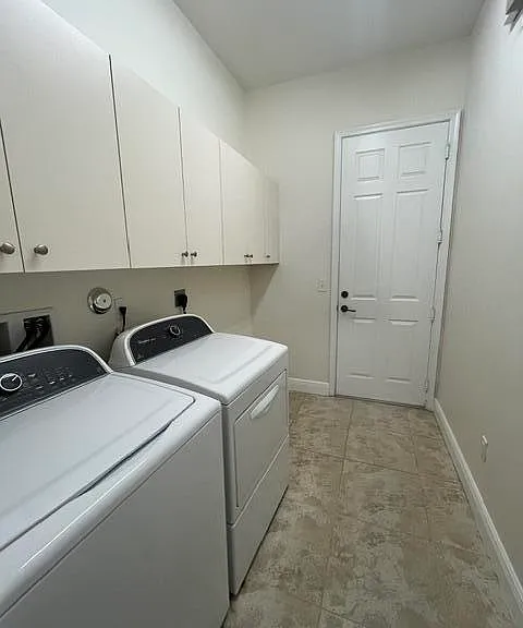 6326 Grebe Ct — Photo 23