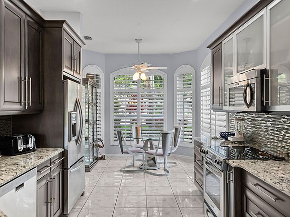 4th image of 1564 SW Monarch Club Drive