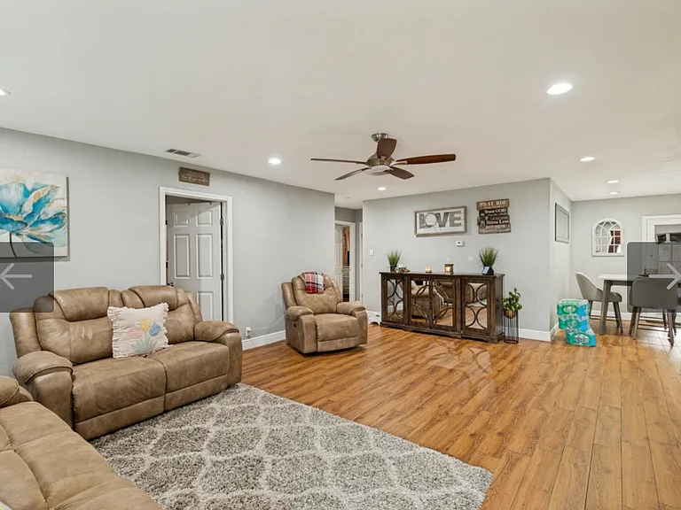 12210 Pompton Dr — Photo 4