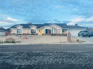 6880 Hathaway Dr, Las Vegas, NV 89156