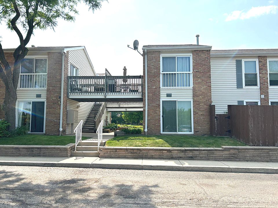 1st image of 1864 Huntington Blvd APT D
