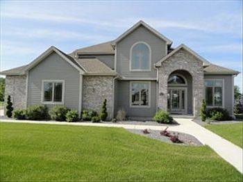 1st image of 8312 S Wilding Dr