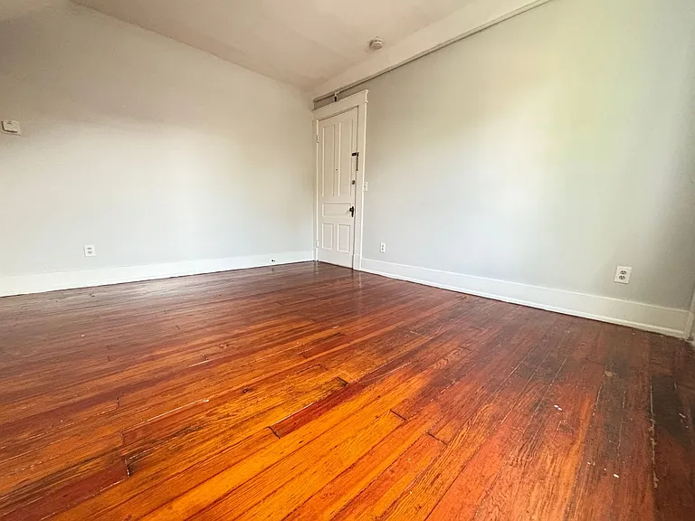 1406 S. 1st Street — Photo 21