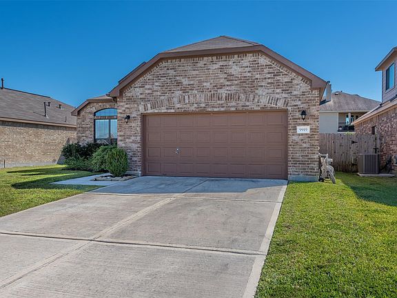 2nd image of 9919 Red Tamarack Ln
