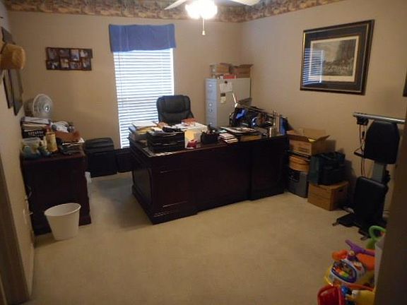 3rd image of 608 Vonda Dr