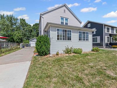 22419 Hanson Ct, Saint Clair Shores, MI, 48080