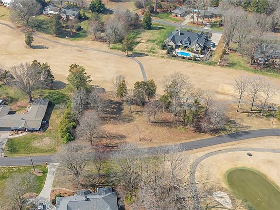 3rd image of 615 Burning Tree Cir