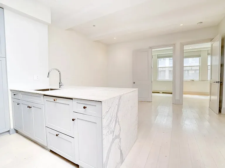 43 W 27th St #6F — Photo 3